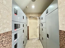 【東京都/立川市曙町】セレナハイム立川スクエアコート 宅配BOX