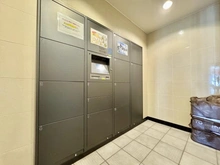 【東京都/府中市宮西町】ガーラ・レジデンス府中 宅配BOX