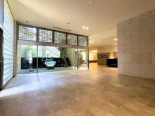 【東京都/豊島区駒込】プラウド駒込 エントランス