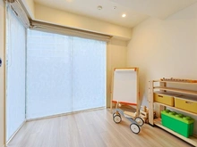 【埼玉県/さいたま市浦和区前地】プラウドシティ浦和 グランドコート コンサバトリー：約3.6帖