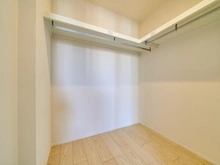 【東京都/港区芝浦】芝浦アイランドケープタワー 収納：洋室(約8.2帖)付け