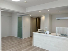 【東京都/荒川区東尾久】コスモレジデンス東京EAST LDK：（左）洋室