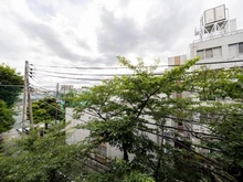 【東京都/豊島区駒込】プラウド駒込 眺望：バルコニーより西を望む