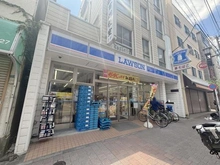 【東京都/豊島区巣鴨】パークホームズ巣鴨セントラルアヴェニュー ローソン巣鴨四丁目店（現地より約210m）：