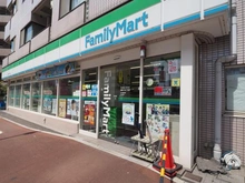 【東京都/北区滝野川】アルス西巣鴨 ファミリーマート 滝野川五丁目店（現地より約90m）：