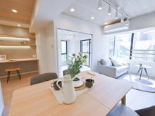 【東京都/板橋区板橋】ロイヤルパレス板橋 LDK：家具調度品は価格に含まれません