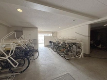 【東京都/北区滝野川】アルファホームズ西巣鴨 駐輪場