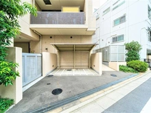 【東京都/豊島区駒込】パークハウス駒込六義園 敷地内