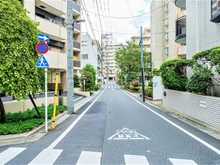 【東京都/豊島区駒込】パークハウス駒込六義園 前面道路