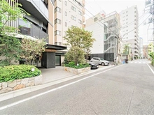 【東京都/豊島区駒込】ルフォンリブレ駒込六義園 前面道路