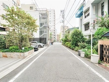 【東京都/豊島区駒込】ルフォンリブレ駒込六義園 前面道路