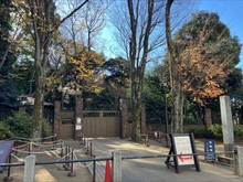 【東京都/文京区本駒込】六義園第六コーポ 六義園（現地より約250m）