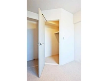 【東京都/板橋区小茂根】コートハウス城北中央公園 収納：【ウォークインクローゼット】