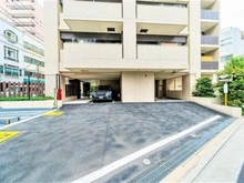 【東京都/豊島区駒込】パークハウス駒込六義園 敷地内