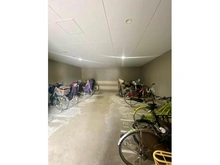 【大阪府/大阪市東住吉区北田辺】プレサンスロジェ北田辺 駐輪場