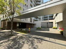 【大阪府/大阪市阿倍野区播磨町】プラウド阿倍野播磨町 アプローチ