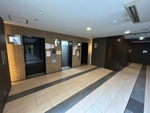 【大阪府/八尾市北本町】ローレルスクエア八尾ミッド 共用部