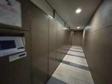 【大阪府/八尾市北本町】ローレルスクエア八尾ミッド 宅配BOX