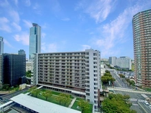 【大阪府/大阪市住之江区南港北】シーサイドレジデンスコスモスクエア駅前 眺望：バルコニーから