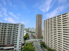 【大阪府/大阪市住之江区南港北】シーサイドレジデンスコスモスクエア駅前 眺望：バルコニーから