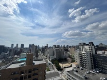 【大阪府/大阪市天王寺区上本町】ローレルコート上本町七丁目北館 眺望：西側ビュー