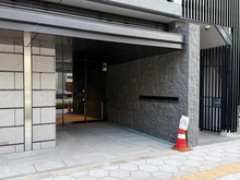 【大阪府/大阪市天王寺区上本町】ローレルコート上本町七丁目北館 エントランス