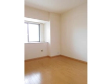 【大阪府/枚方市伊加賀北町】枚方ガーデンアイランズC棟 洋室：約5.4帖