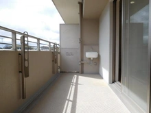 【大阪府/枚方市伊加賀北町】枚方ガーデンアイランズC棟 バルコニー