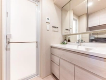 【神奈川県/横浜市神奈川区平川町】クリオ横濱東白楽 洗面室