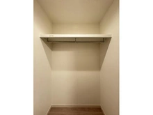 【東京都/品川区荏原】ジェイパーク戸越銀座ブランシェール 洋室：ウォークインクローゼット