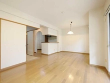 【愛知県/名古屋市緑区鹿山】ユニライフ鳴海 リビング・ダイニング