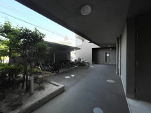 【愛知県/小牧市大字北外山】ポレスターブロードシティ小牧口 駐輪場