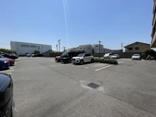 【愛知県/小牧市大字北外山】ポレスターブロードシティ小牧口 駐車場