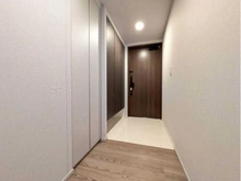【大阪府/大阪市中央区久太郎町】ローレルタワー堺筋本町 玄関