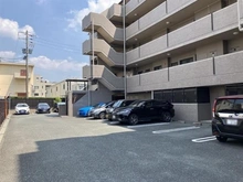 【愛知県/名古屋市北区八龍町】サンマンションアトレ平安通 駐車場