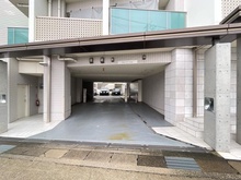 【愛知県/名古屋市名東区一社】プレミスト一社 駐車場