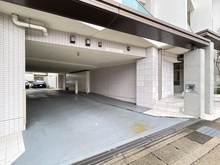 【愛知県/名古屋市名東区一社】プレミスト一社 駐車場