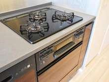 【愛知県/名古屋市東区泉】シティタワー名古屋久屋大通公園 キッチン：三口コンロ