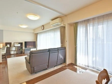 【愛知県/日進市赤池】BELISTA赤池 洋室：奥側：LDK