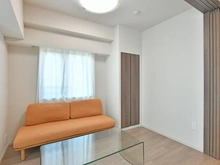 【愛知県/名古屋市昭和区阿由知通】プラウド昭和御器所 洋室：リビングに隣接する洋室