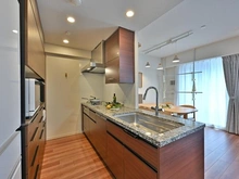 【愛知県/名古屋市東区泉】プラウドタワー名古屋久屋大通公園 キッチン