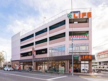【東京都/練馬区中村北】ブランズ練馬中村北 ライフ練馬中村北店（現地より約220m）
