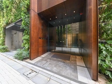 【東京都/港区新橋】プラウド新虎通り エントランス