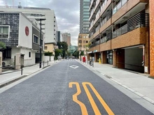 【東京都/港区虎ノ門】虎ノ門ガーデン 前面道路