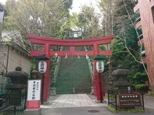 【東京都/港区虎ノ門】虎ノ門ガーデン  愛宕神社（現地より約350m）