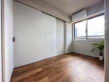 【東京都/渋谷区神泉町】グラーサ渋谷松濤 洋室