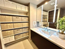 【東京都/渋谷区神泉町】グラーサ渋谷松濤 洗面室