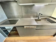 【東京都/港区東新橋】東京ツインパークス　レフトウイング キッチン設備：電気オーブンレンジ
食器洗い乾燥機
IHクッキングヒーター