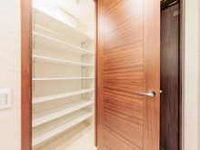 【東京都/港区六本木】ロイヤルシーズン六本木 収納