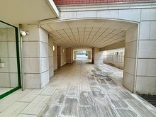 【東京都/渋谷区神宮前】ペアシティ表参道 アプローチ